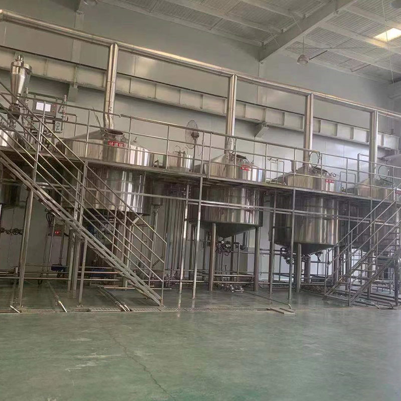 洛南精酿啤酒设备厂—平面布置、设备设计、制造、调试、培训等一条龙服务_COPY